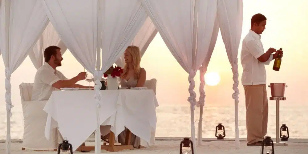 1st Anniversary Romantic Gift Experiences for Couples in the UAE