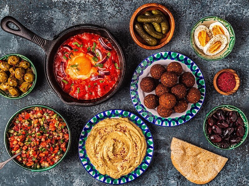 Traditional Food in the UAE: What is Emirati Cuisine?