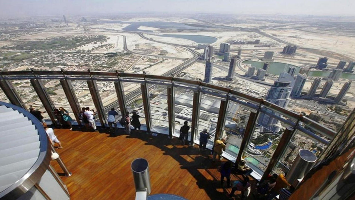 Traditional Dubai Tour with Burj Khalifa At The Top for Two | Days Out at Wondergifts