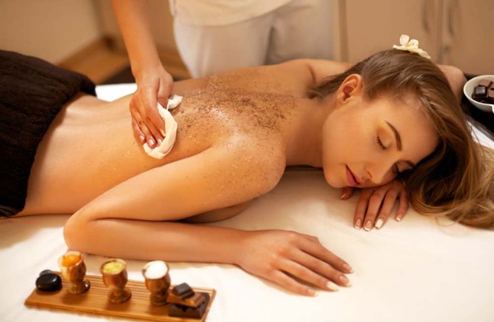 60-Minute Rejuvenating Coffee Scrub Treatment at Cleopatra's Spa