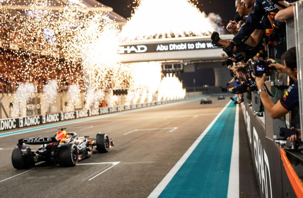 Feel the Thrill: F1 Abu Dhabi GP Grandstand Seats for Saturday & Sunday | Theme Parks & Attractions at Wondergifts