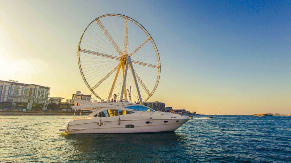 3-Hour Sunset Sightseeing Yacht tour in Dubai Marina Walk | Days Out at Wondergifts