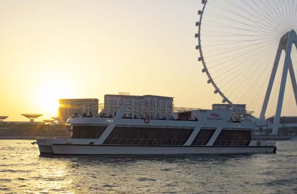 Luxurious International Dinner Cruise for One Through Dubai Marina