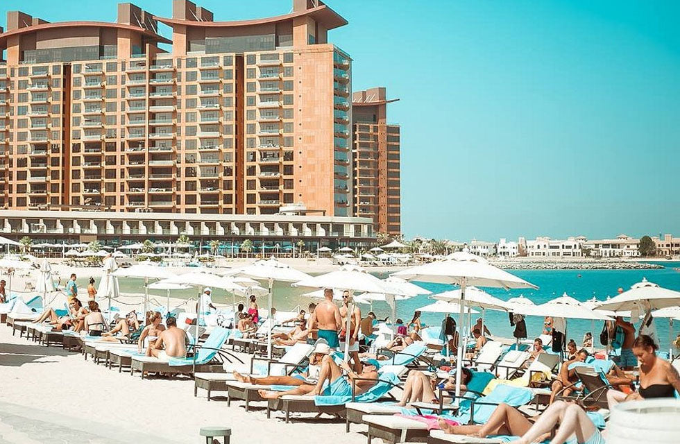 Tranquil Pool & Beach Access for Two at RIVA Beach on Palm Jumeirah | Days Out at Wondergifts