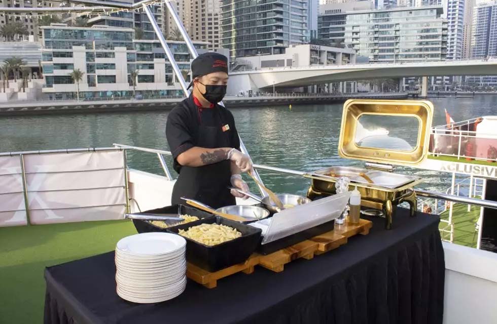 Luxurious International Dinner Cruise for Two Through Dubai Marina