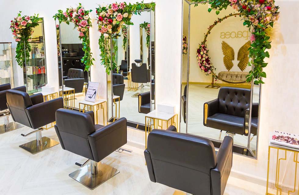 Luxe Hair Wash & Blow Dry for One at Spaces Salon in Oasis Mall | Spa & Beauty at Wondergifts