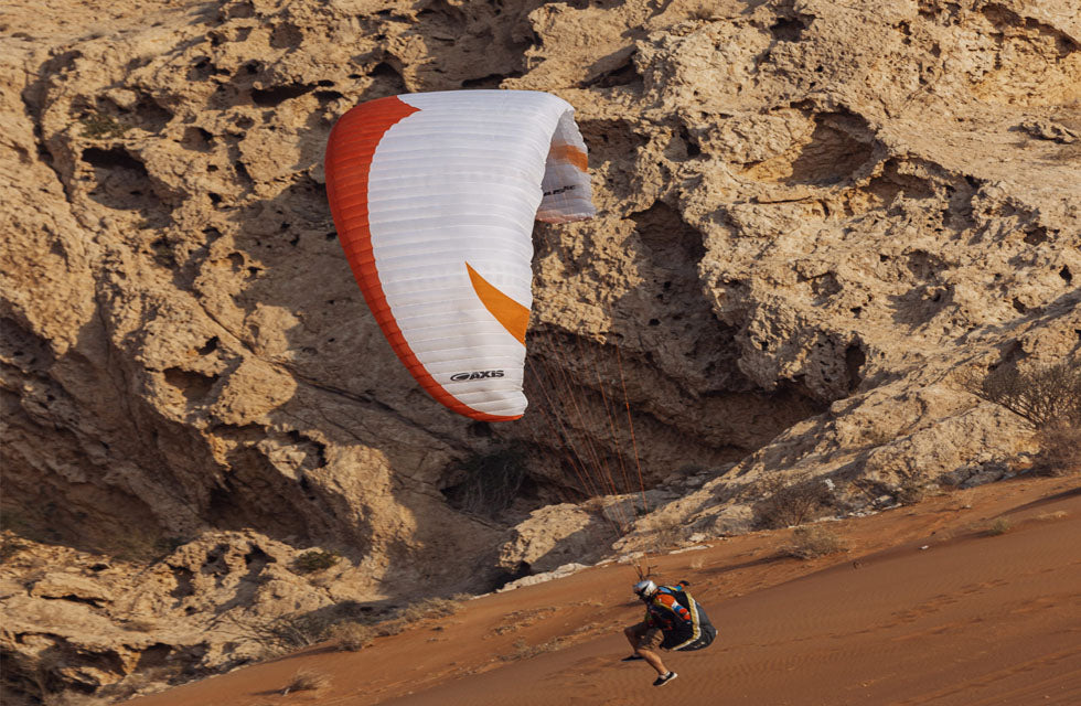 Enjoy a 20-Minute Paragliding Adventure Above Dubai Lake | Flying at Wondergifts