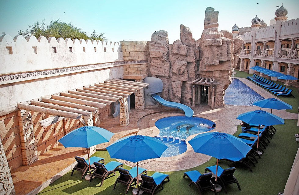 Emirates Park Zoo & Resort Deluxe 1-Night Stay with Zoo Access & Breakfast | Staycation at Wondergifts