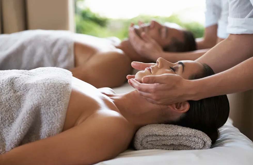 60-Minute Relaxing Massage at Rayya JBR with Delightful Dinner for Two at Asil