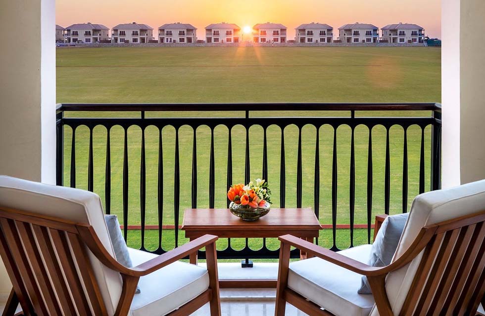 One-Night Deluxe Room Stay for Two with Breakfast at Al Habtoor Polo Resort | Staycation at Wondergifts