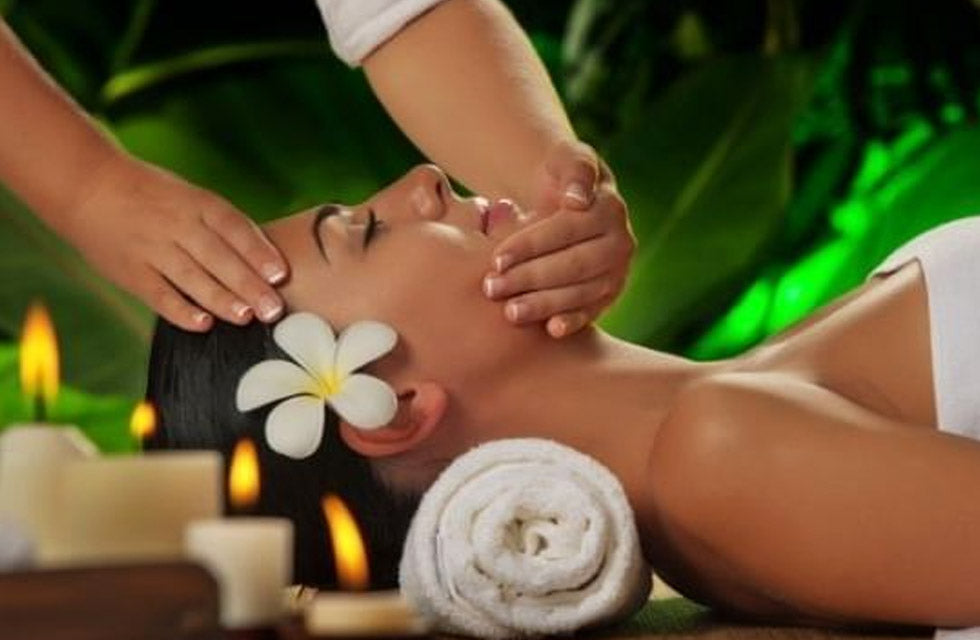 90-Minute Massage for One at Vintage Grand Hotel Spa | Spa & Beauty at Wondergifts