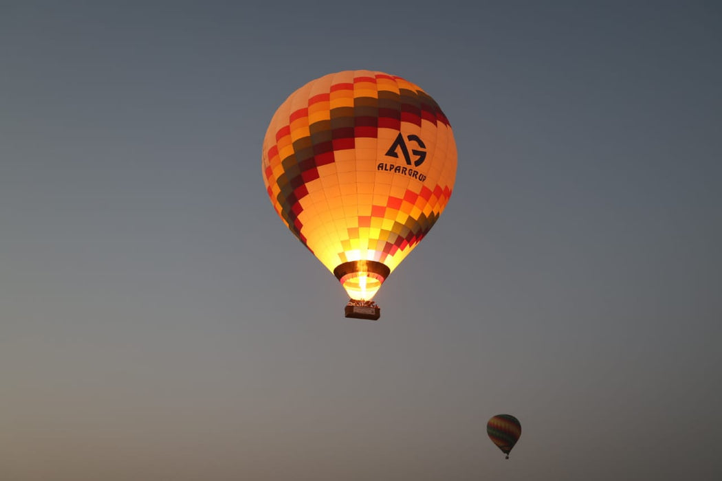 Sunrise Hot Air Balloon Ride, Breakfast & Desert Safari Experience for One