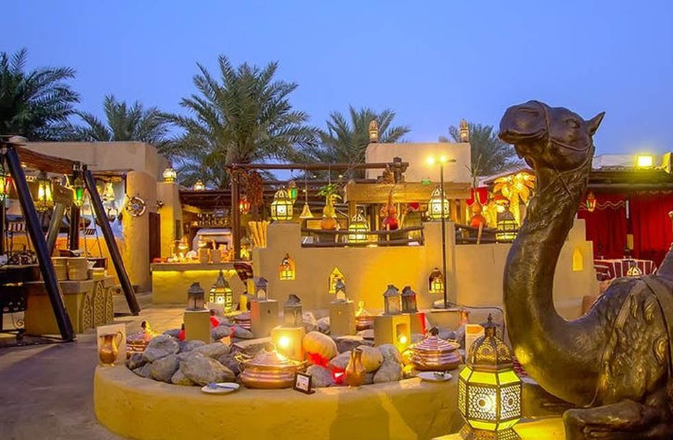 Al Hadheerah Bab Al Shams Weekday Dining Under the Desert Stars for One | Food and Drink at Wondergifts