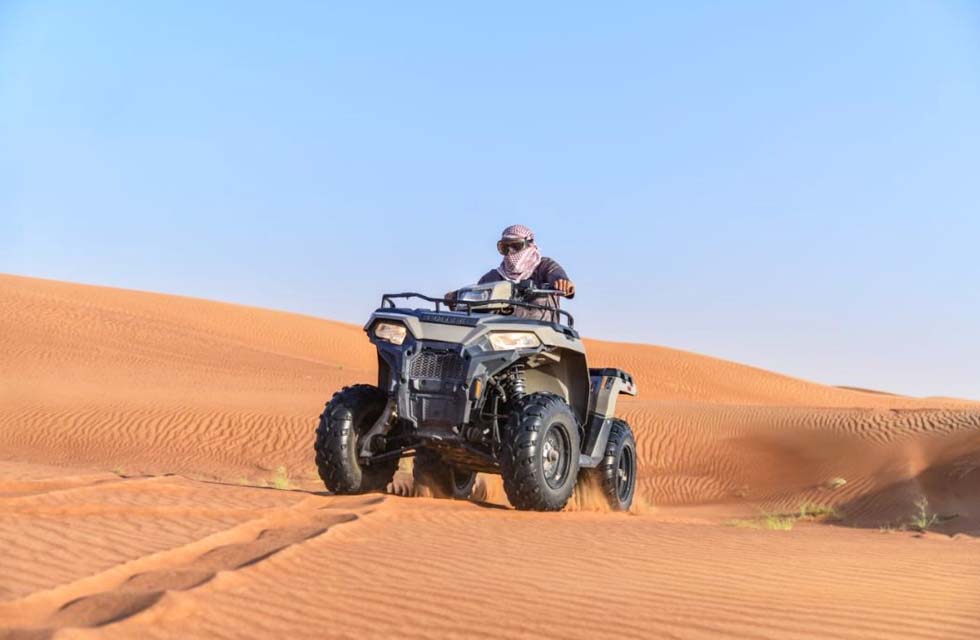 Thrilling 60-Minute Quad Bike Tour in Dubai for One with Refreshments