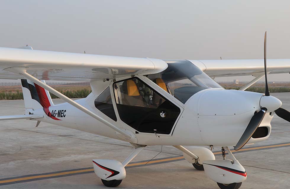 Fly High in Abu Dhabi: Thrilling Light Sport Aircraft Flight