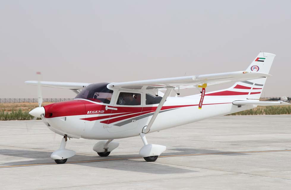 Fly High in Abu Dhabi: Thrilling Light Sport Aircraft Flight