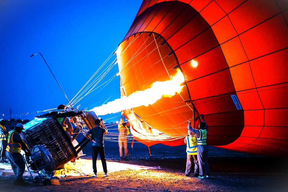 Sunrise Hot Air Balloon Ride, Breakfast & Desert Safari Experience for One