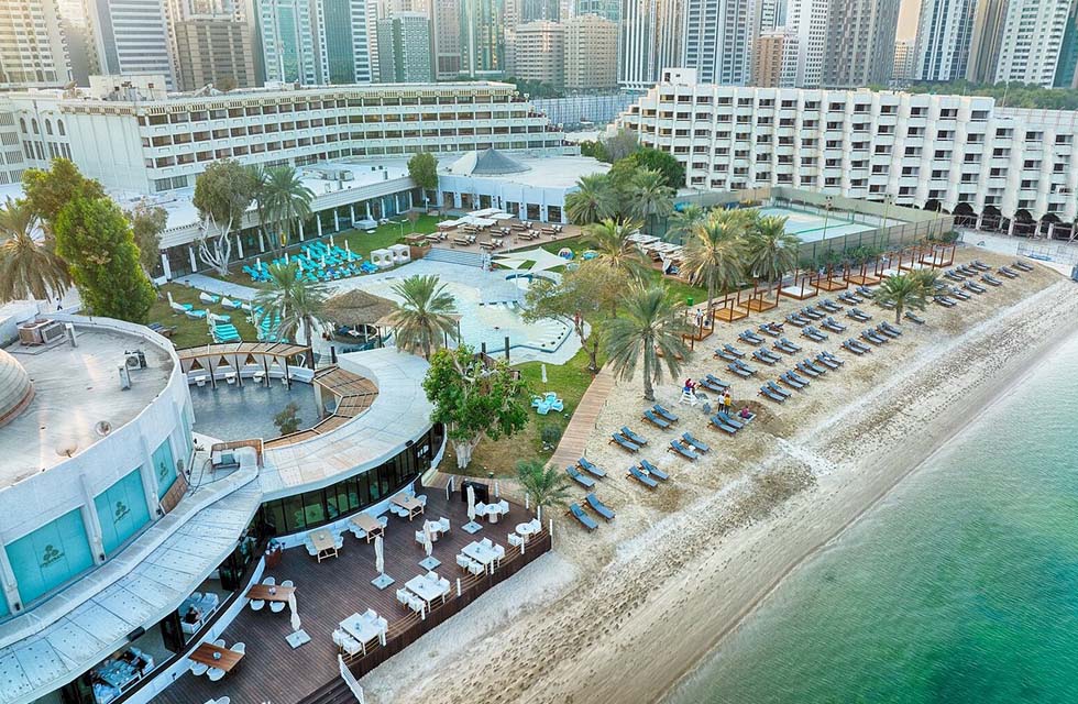 Luxurious One-Night Stay with Breakfast for Two at Le Méridien Abu Dhabi