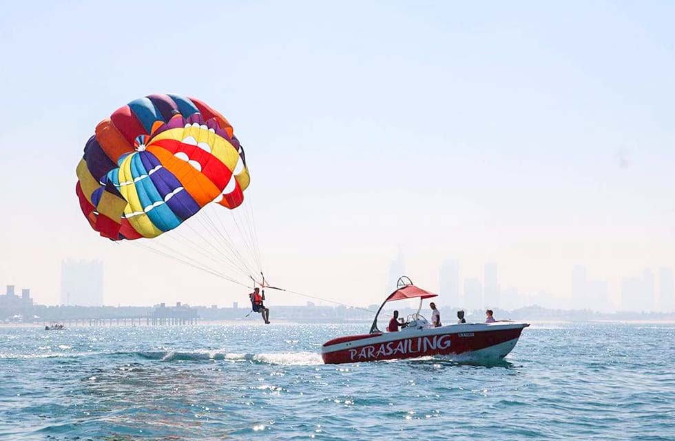 Dubai Marina Thrilling Parasailing Experience for One