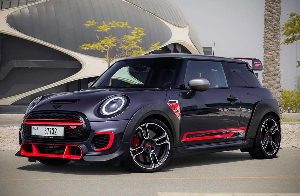 Rent a Mini Cooper: Mini Cooper JCW GP for One Day