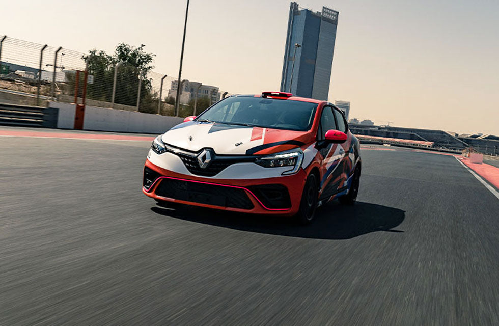 Thrilling Renault Clio Cup Driving Experience at Dubai Autodrome