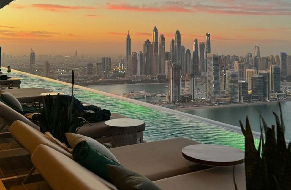 Unforgettable Sunrise Pool Access with Burj View at Aura Skypool, The Palm