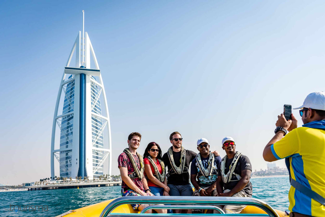 Thrilling Speed Boat Tour - Marina, Atlantis, Palm, & Burj Al Arab! | Days Out at Wondergifts