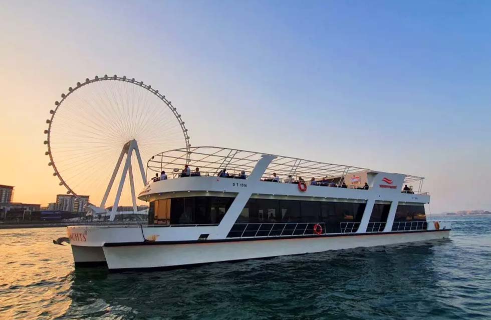 Enchanting Dubai Marina 3-Hour Luxury Sunset Cruise with BBQ for One