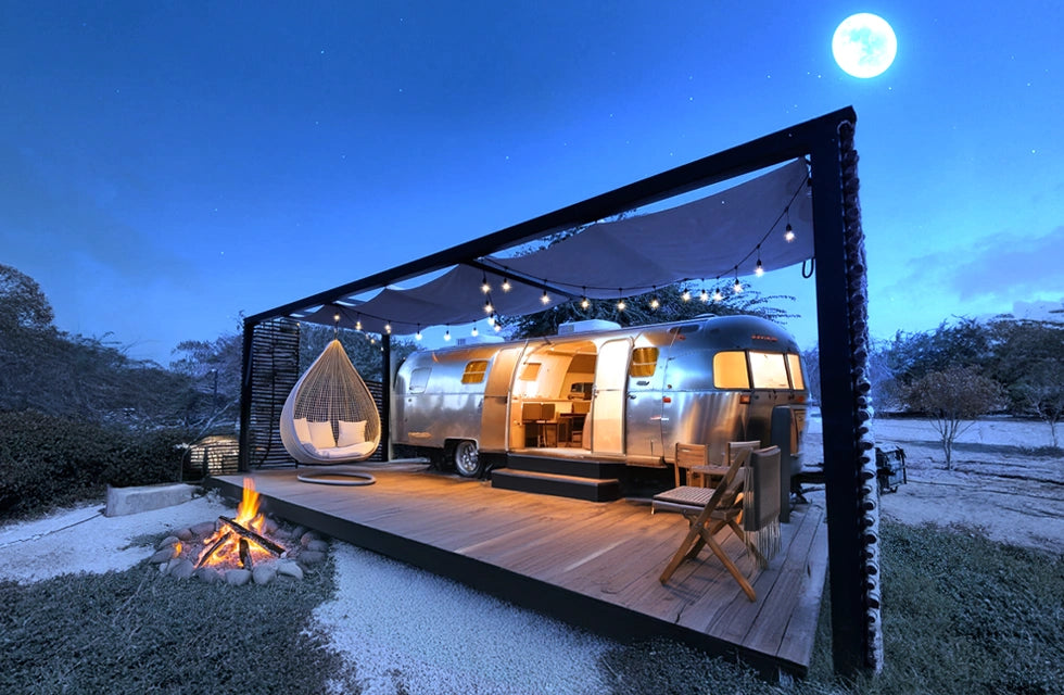 Charming All-Inclusive Airstream Cabin Stay for Two at Bab Al Nojoum