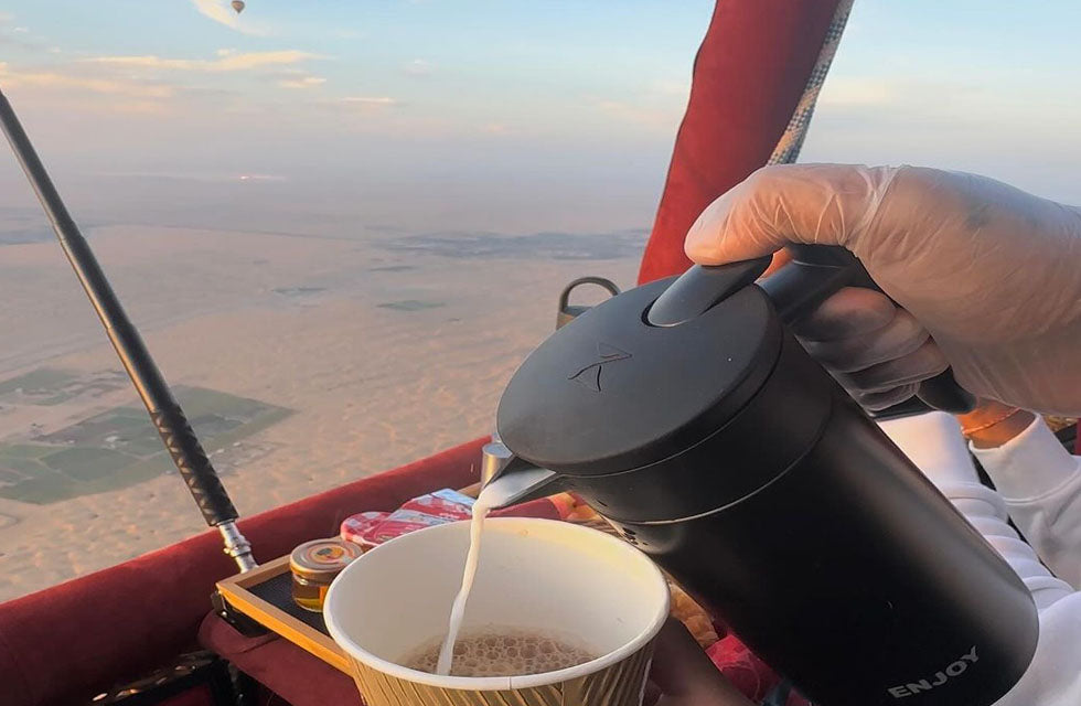 Breakfast in the Sky In a Hot Air Balloon For Up to 4 People | ExperienceLifee LLC at Wondergifts