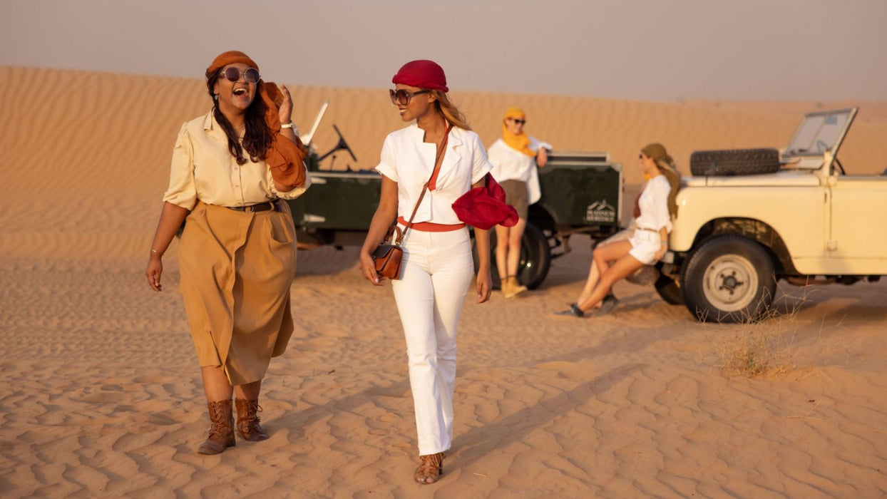 Sunset Desert Safari with Dinner and Falcon Show | Days Out at Wondergifts