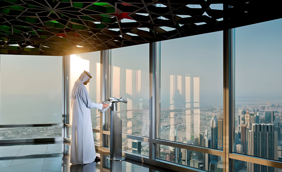 Exclusive Burj Khalifa At the Top Access to Levels 124 & 125 for One Adult | Days Out at Wondergifts