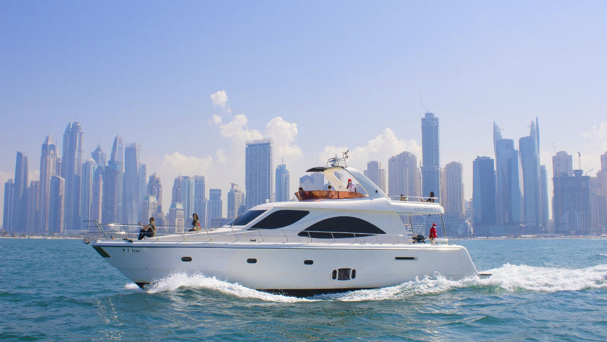 Dubai Marina 2 Hour Morning Yacht Tour for Two with Breakfast | Days Out at Wondergifts