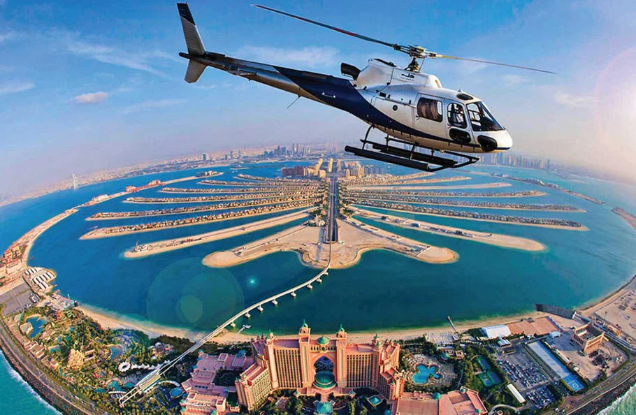 Helicopter Tour Gift Box: Elevate Your View of Dubai or Abu Dhabi’s Iconic Sights