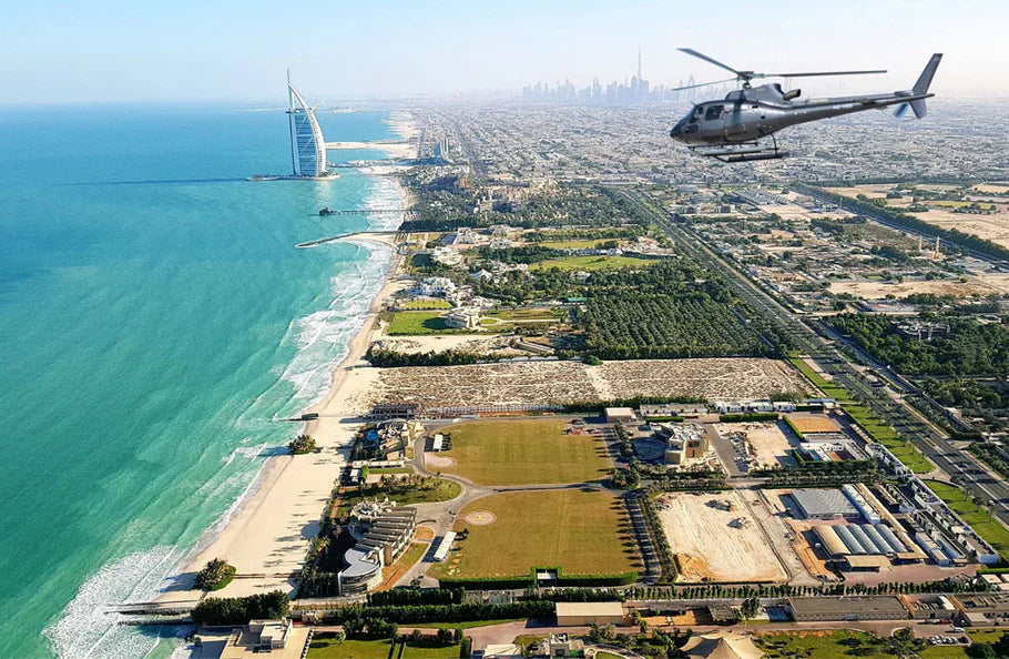 Helicopter Tour Gift Box: Elevate Your View of Dubai or Abu Dhabi’s Iconic Sights