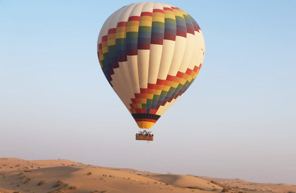 Dawn Hot Air Balloon Ride with Refreshments for One Child | Flying at Wondergifts