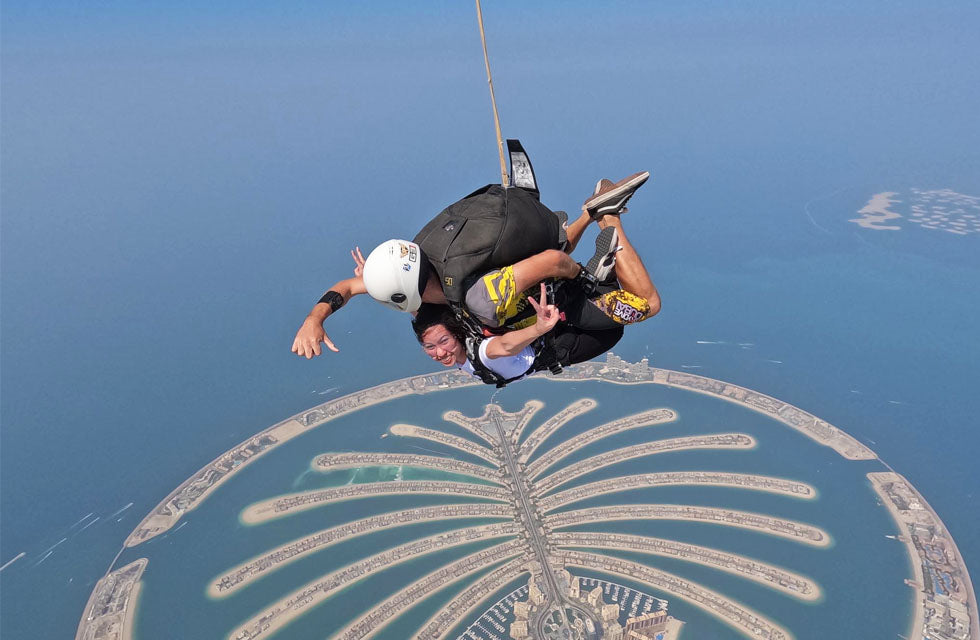 Breathtaking Weekend Tandem Skydiving Experience at The Palm