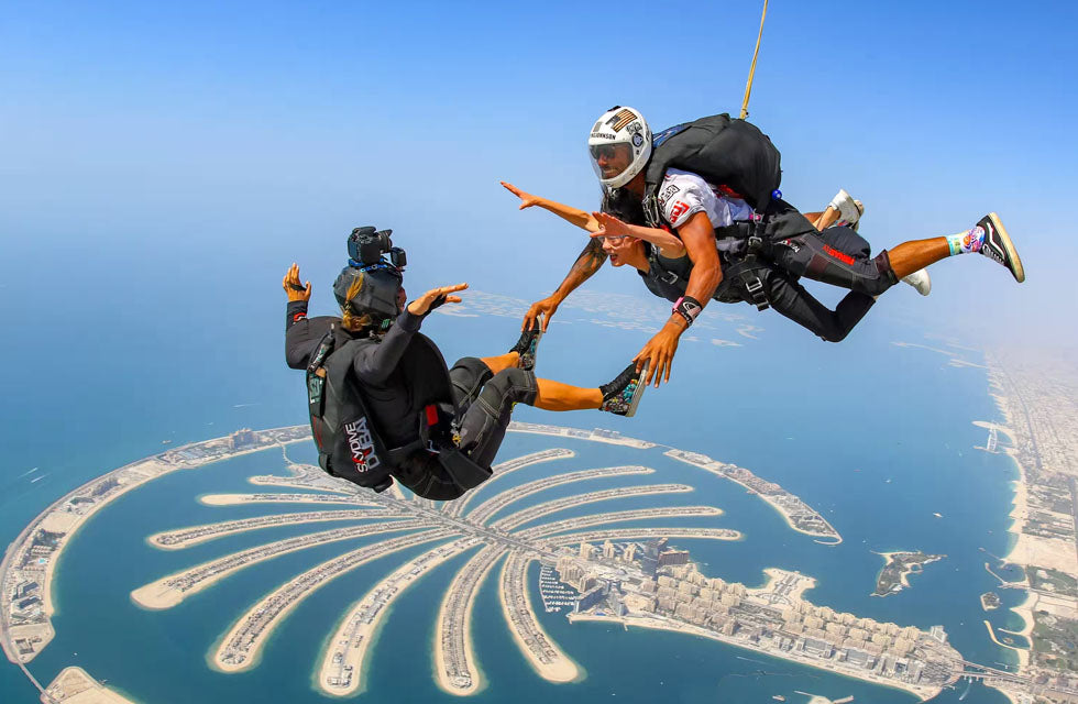 Breathtaking Weekend Tandem Skydiving Experience at The Palm