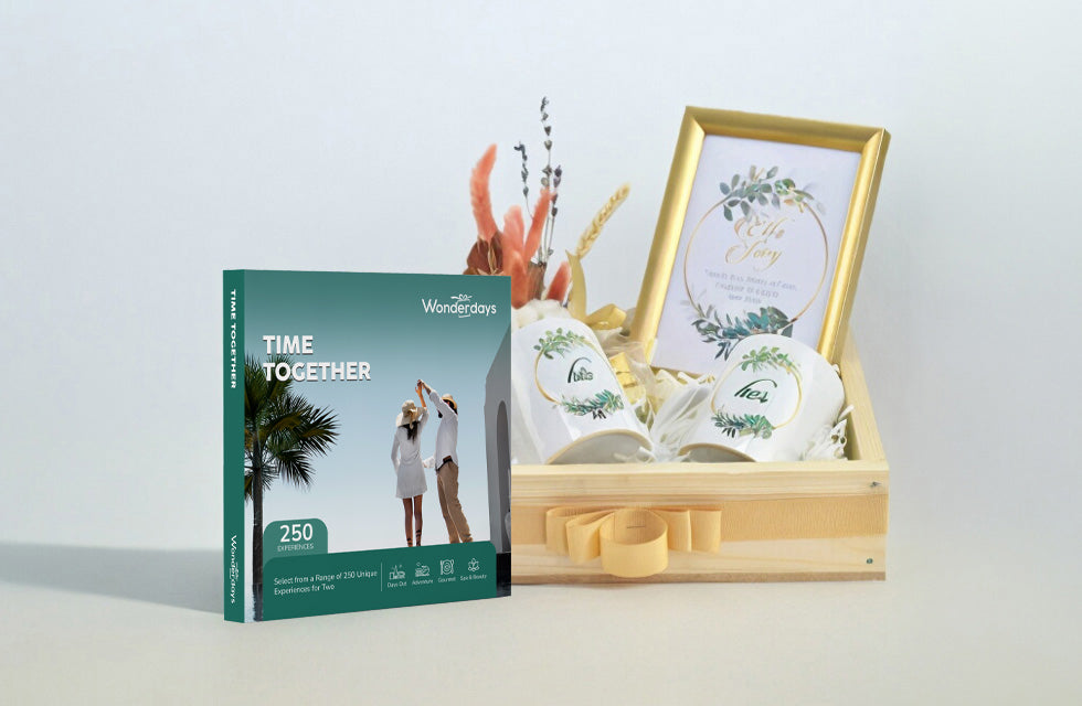 Time Together Gift Box with Couple's Gift Tray: Choose from 250 Experiences | Days Out at Wondergifts