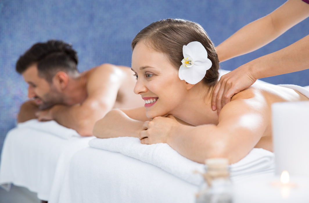 One Hour Couple Massage at Softouch Spa for Two - Valid at 2 Locations | Spa & Beauty at Wondergifts